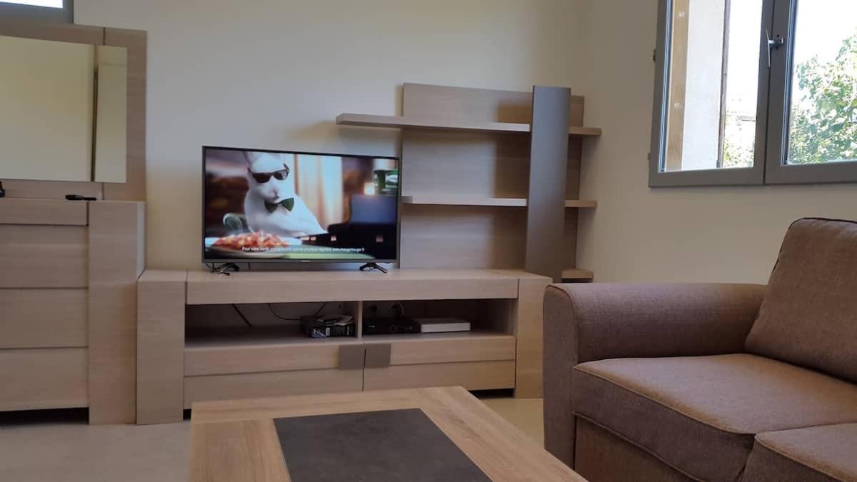 Apartament Studio Climatise Avec Terrasse Et Wi Fi . Saint-Marcel-lès-Valence Zewnętrze zdjęcie